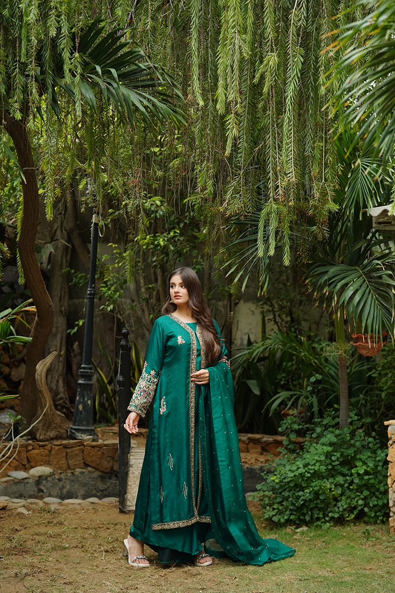 Emerald Kashmiri Bloom